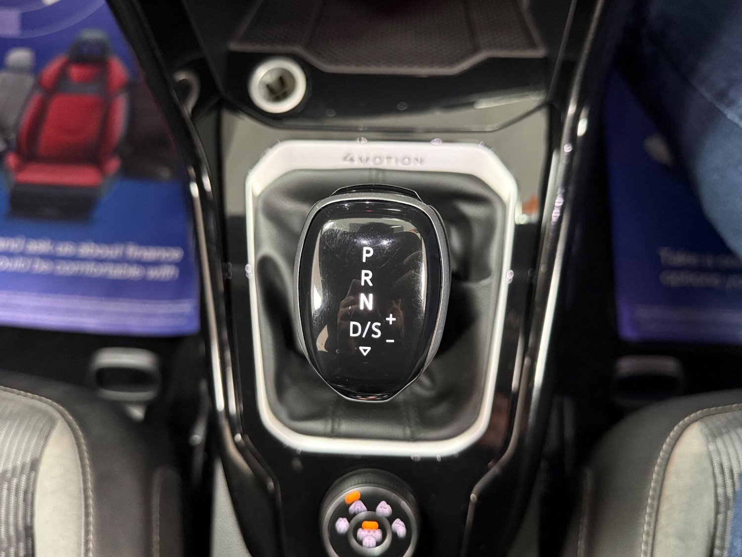 Used Volkswagen T-Roc 2024 for sale - 77425732: Photo 50