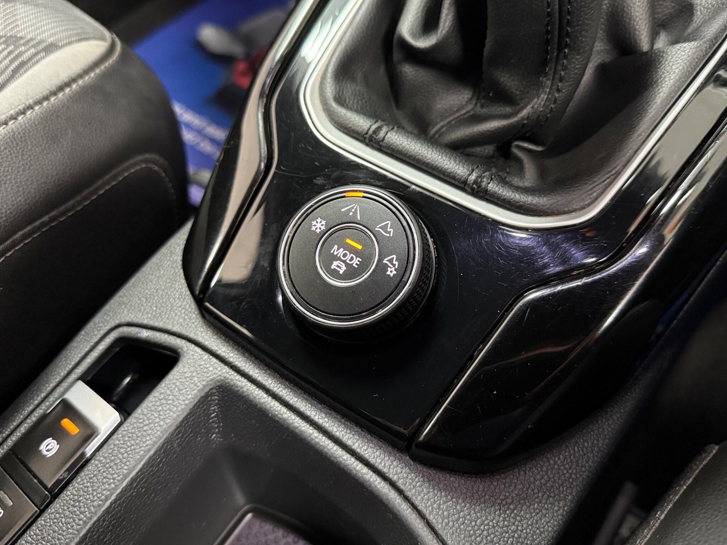 Used Volkswagen T-Roc 2024 for sale - 77425732: Photo 51