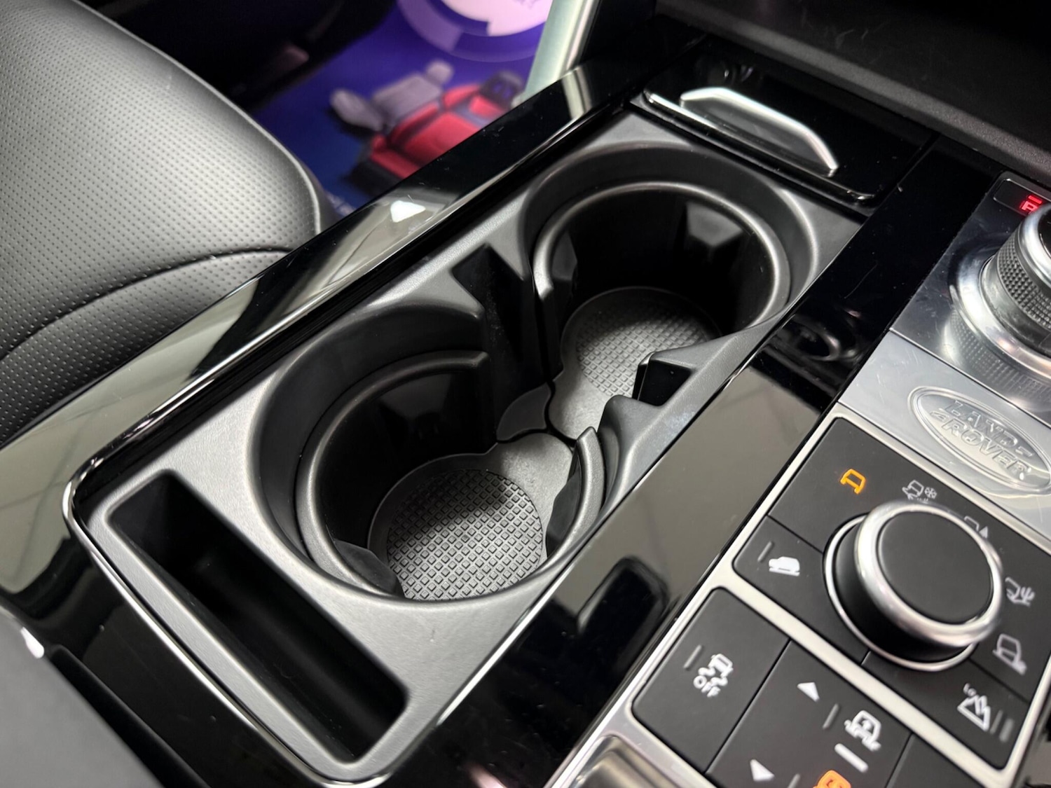 Used Land Rover Discovery 2018 for sale - 77040633: Photo 54