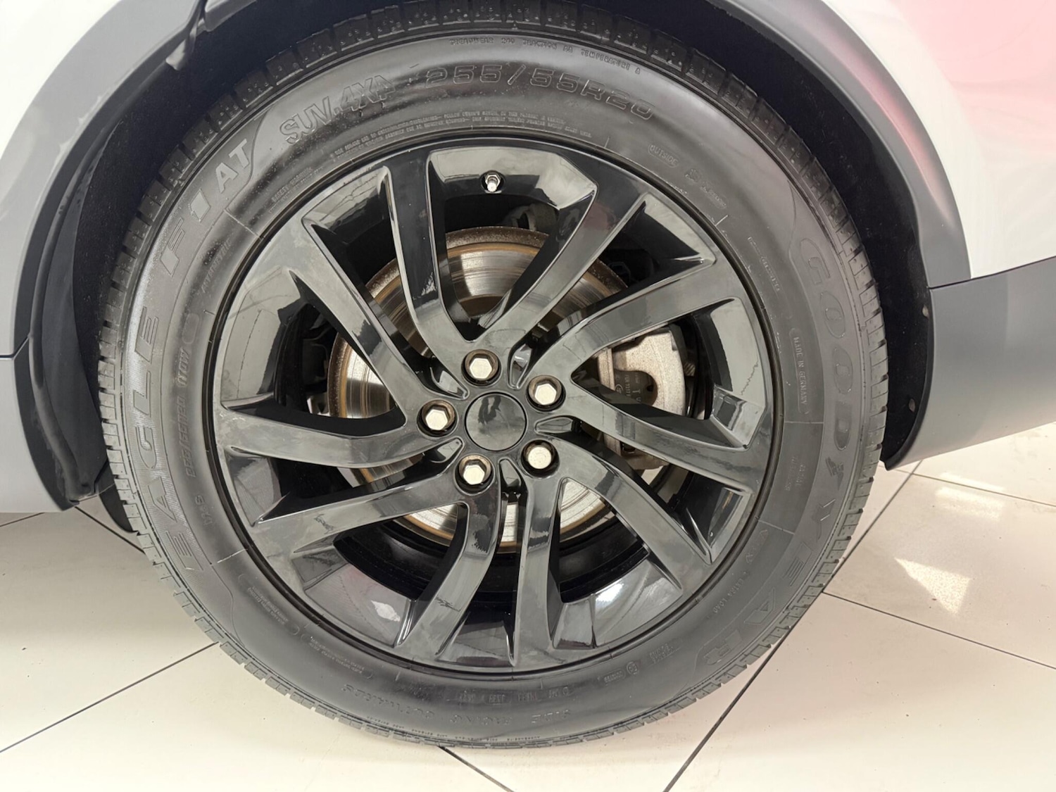 Used Land Rover Discovery 2018 for sale - 77040633: Photo 90