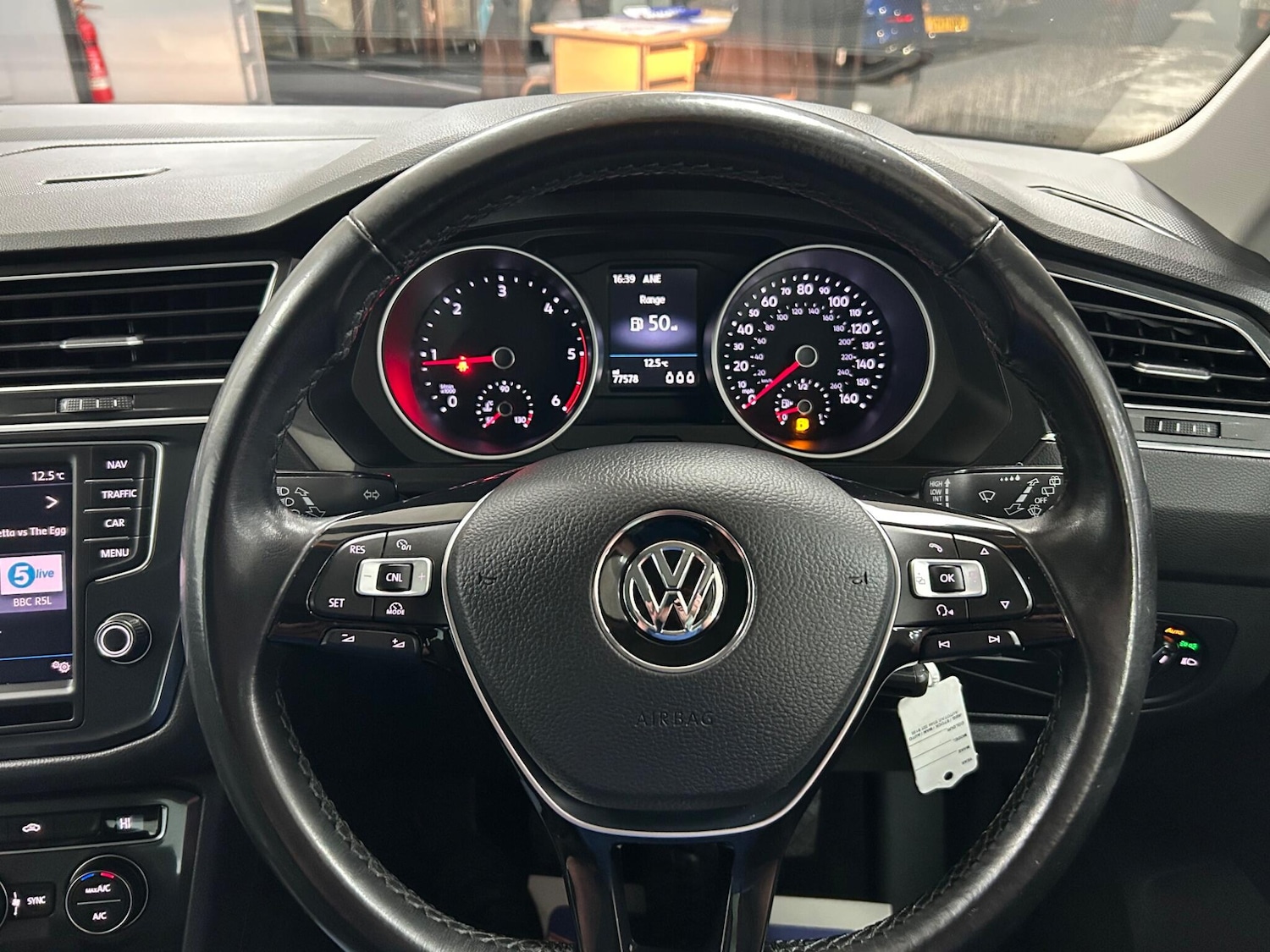 Used Volkswagen Tiguan 2017 for sale - 76473254: Photo 38