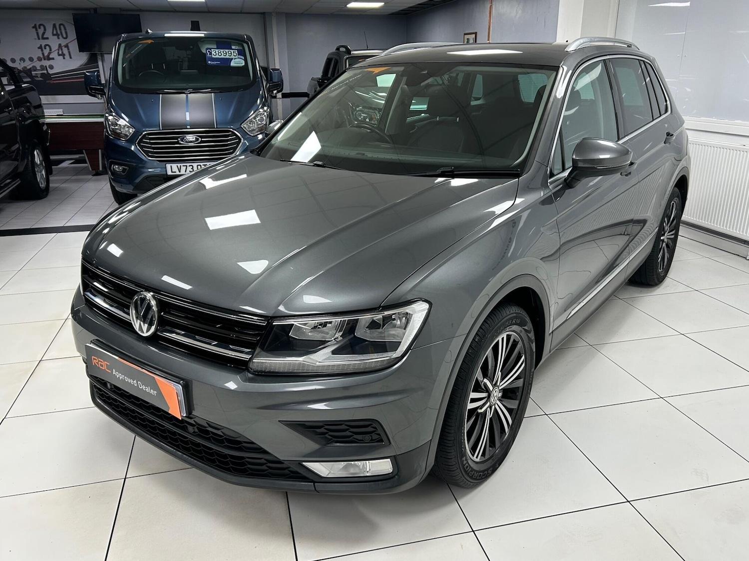 Used Volkswagen Tiguan 2017 for sale - 76473254: Photo 42