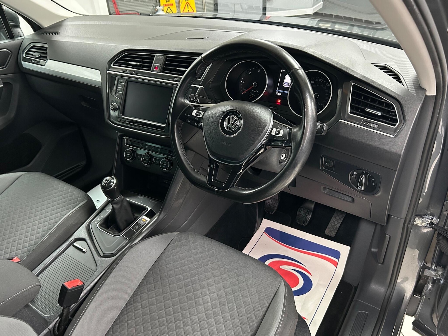 Used Volkswagen Tiguan 2017 for sale - 76473254: Photo 50