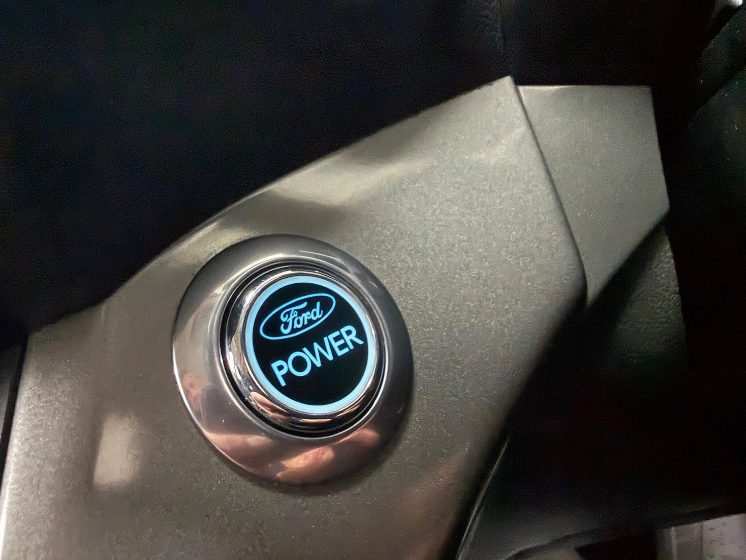 Used Ford Kuga 2013 for sale - 77131481: Photo 33