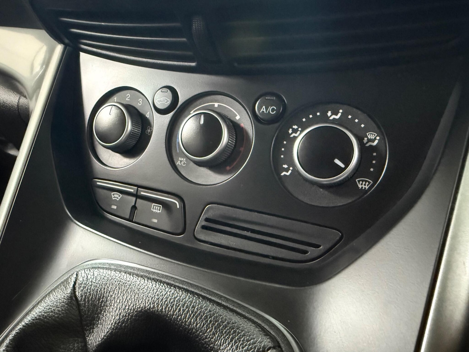 Used Ford Kuga 2013 for sale - 77131481: Photo 35