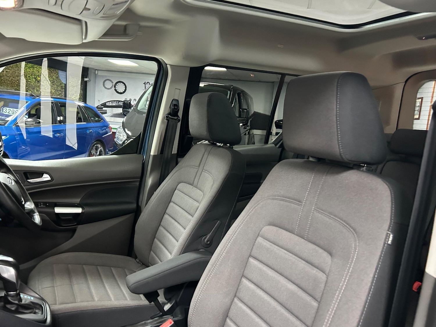 Used Ford Tourneo Connect 2020 for sale - 76689862: Photo 16