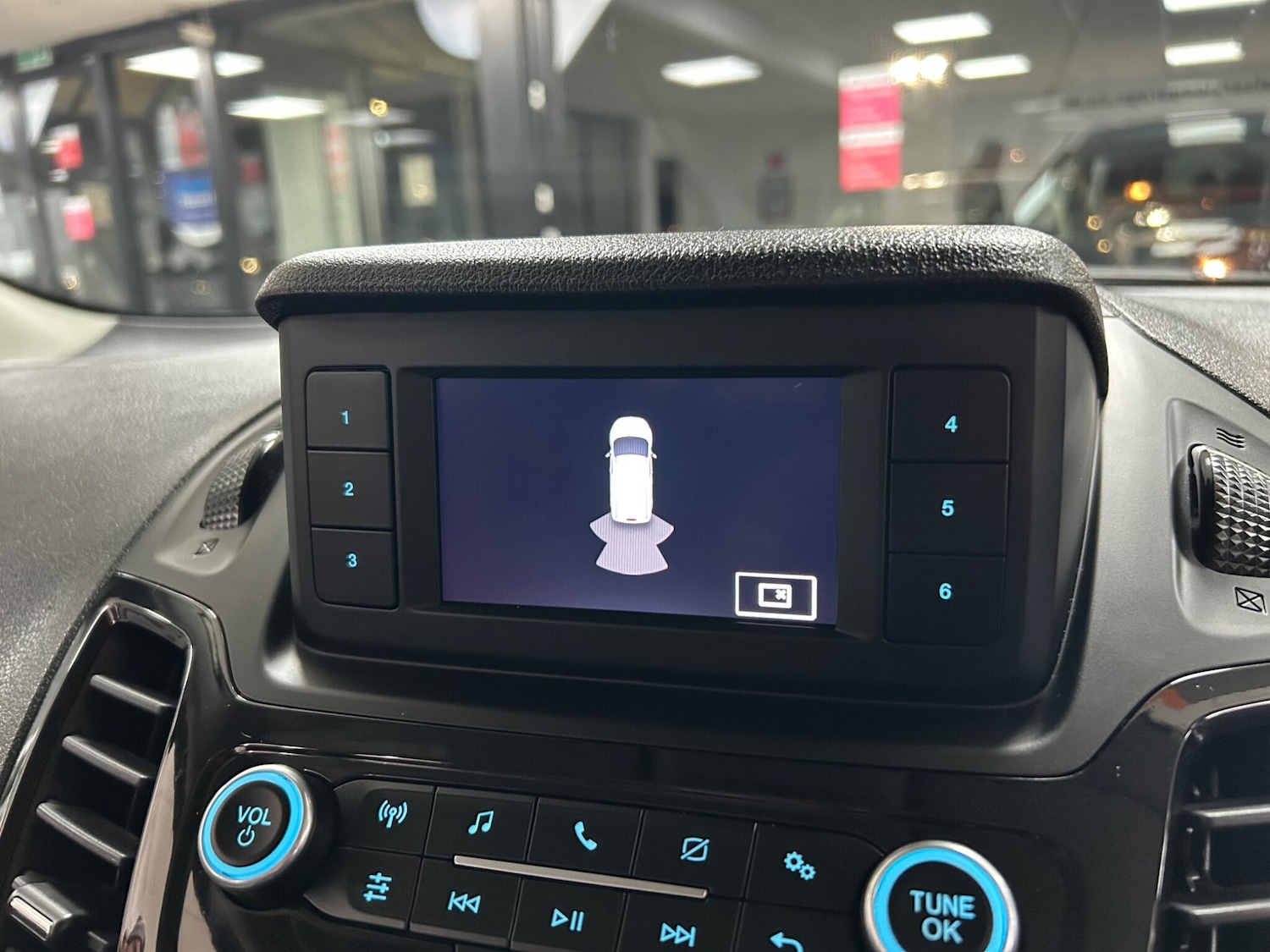 Used Ford Tourneo Connect 2020 for sale - 76689862: Photo 25