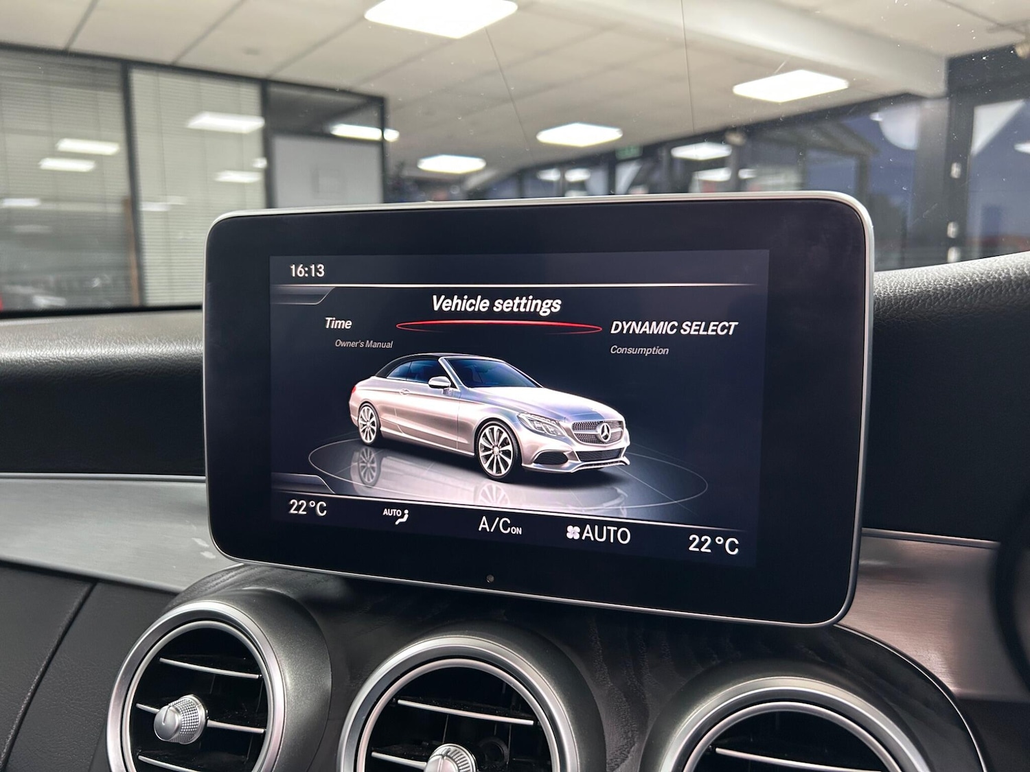 Used Mercedes-Benz C Class 2017 for sale - 76824729: Photo 24