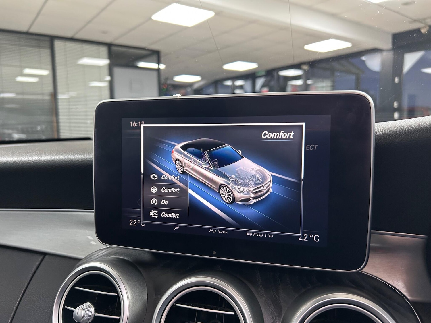 Used Mercedes-Benz C Class 2017 for sale - 76824729: Photo 26