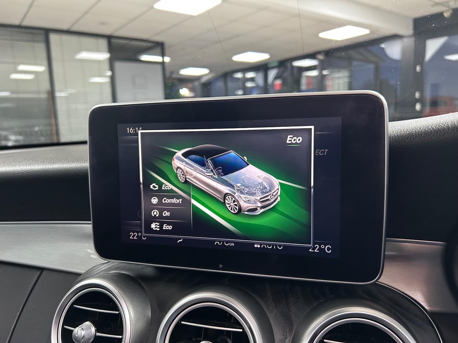 Used Mercedes-Benz C Class 2017 for sale - 76824729: Photo 28