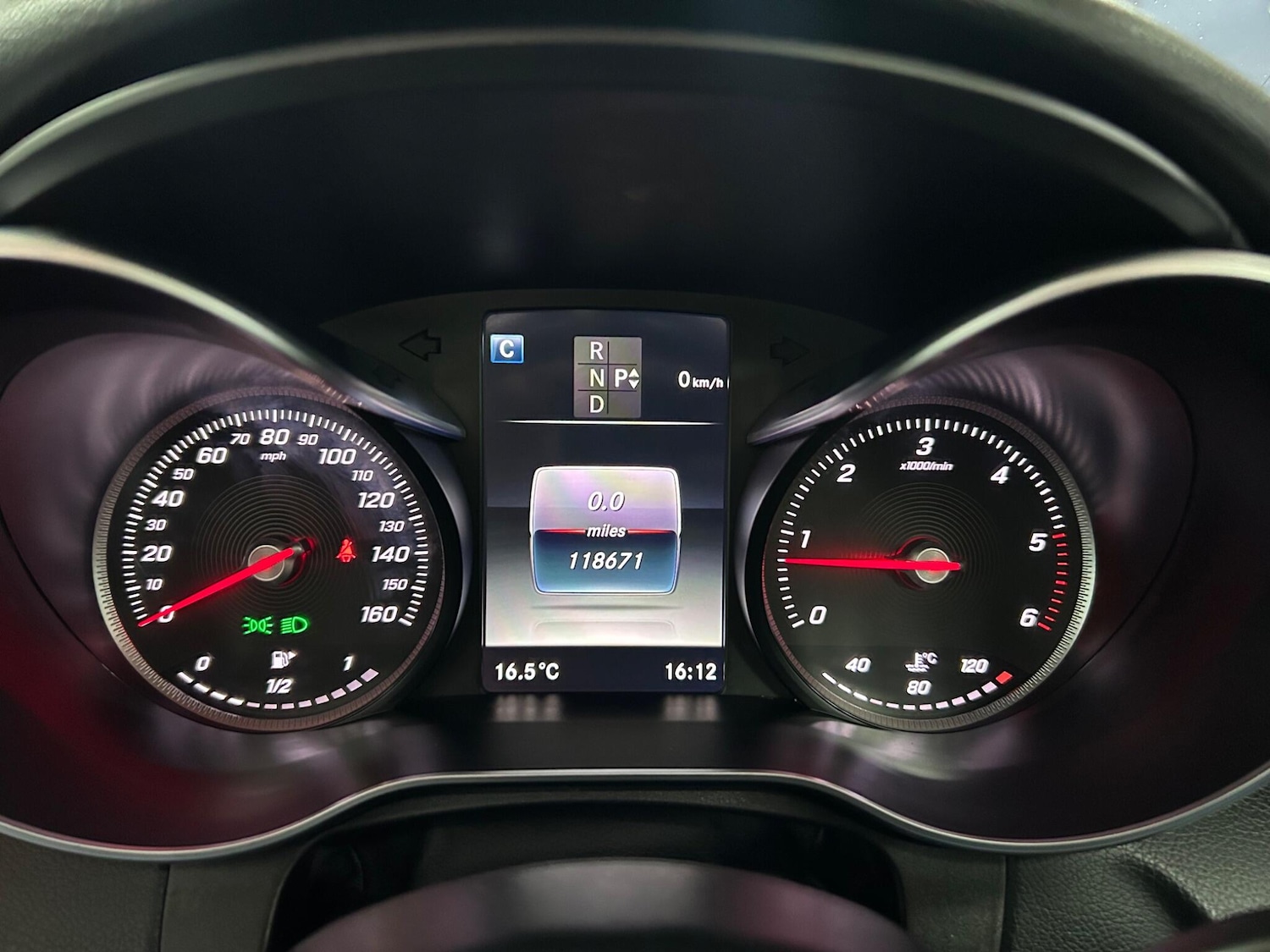 Used Mercedes-Benz C Class 2017 for sale - 76824729: Photo 29