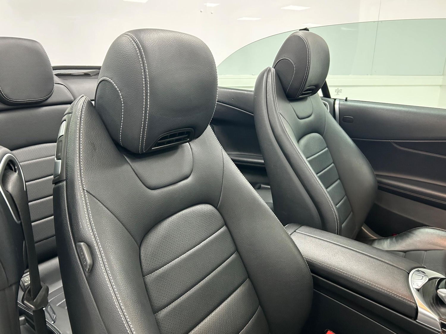 Used Mercedes-Benz C Class 2017 for sale - 76824729: Photo 9