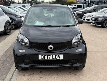 Used smart fortwo 2017 for sale - 76042085: Photo