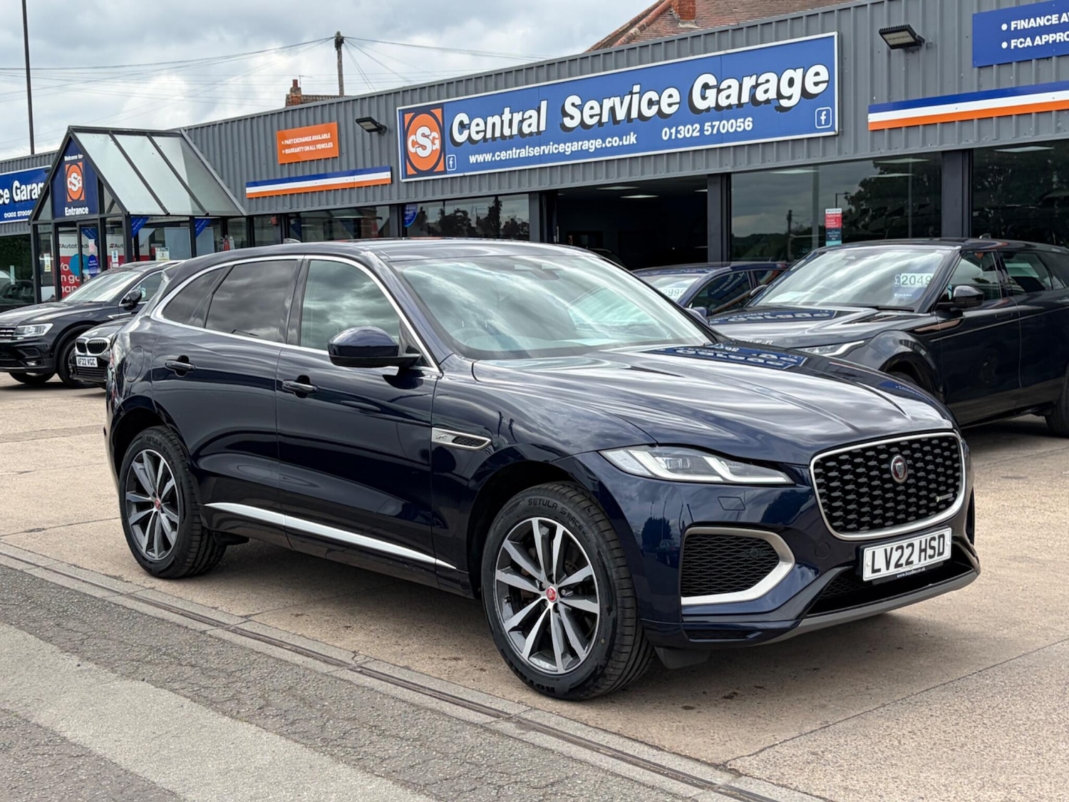 Jaguar F-Pace