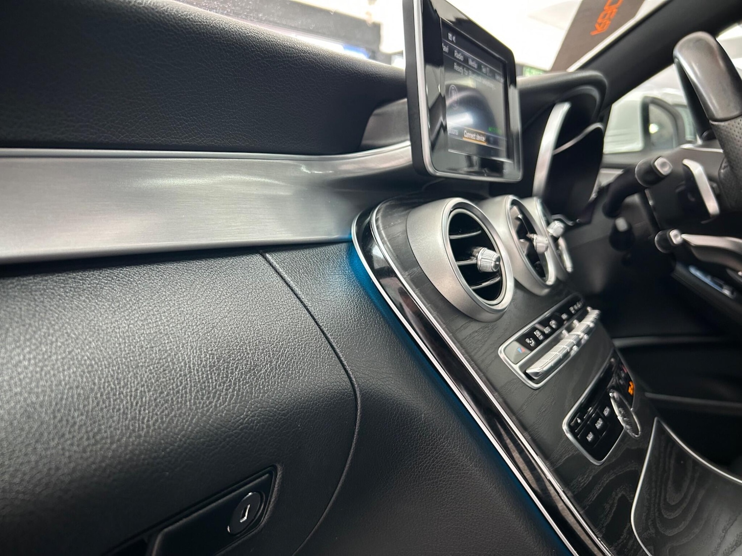 Used Mercedes-Benz C-Class 2016 for sale - 76109066: Photo 50