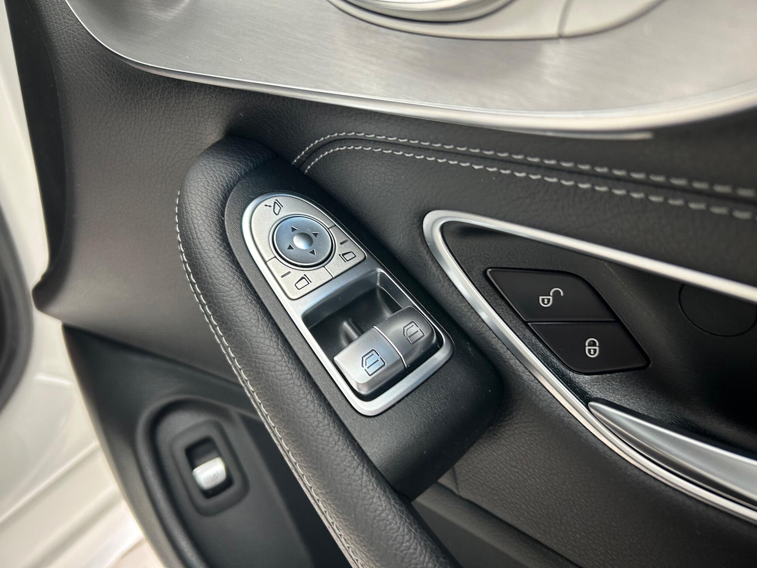 Used Mercedes-Benz C-Class 2016 for sale - 76109066: Photo 60