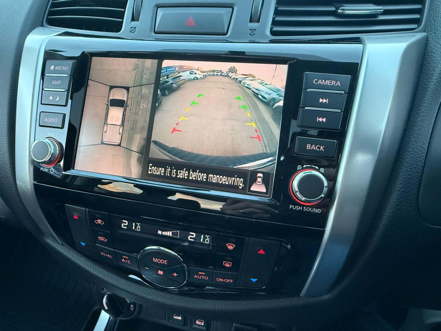 Used Nissan Navara 2020 for sale - 76849946: Photo 19