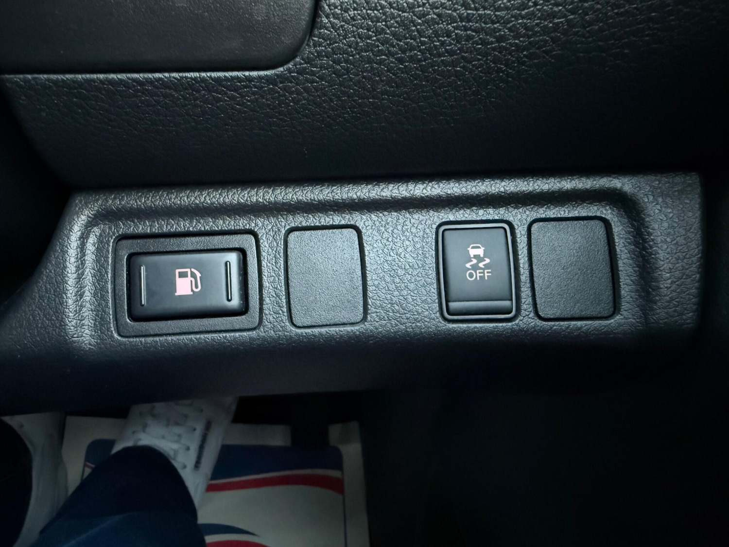 Used Nissan Navara 2020 for sale - 76849946: Photo 24