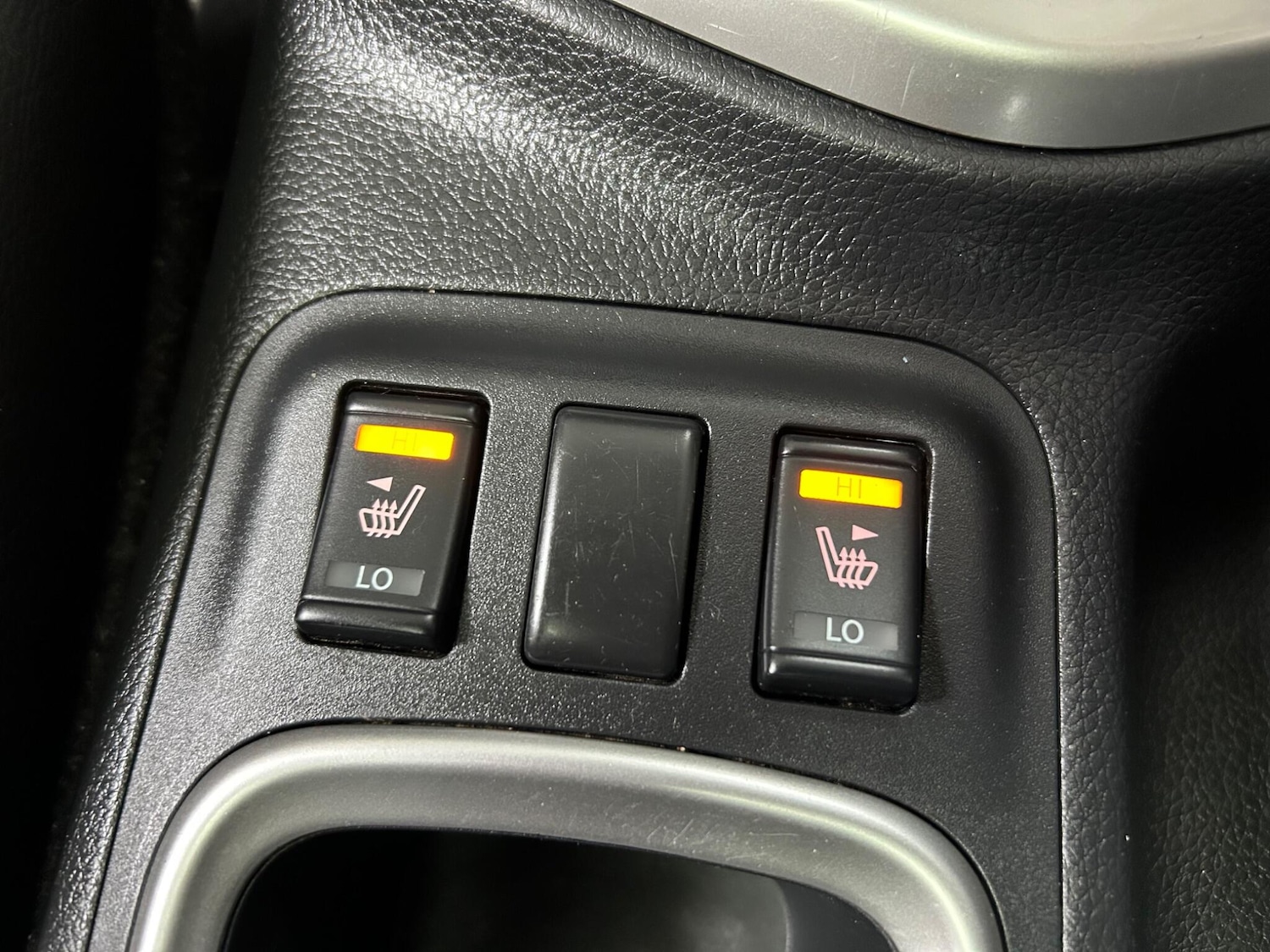 Used Nissan Navara 2020 for sale - 76849946: Photo 41