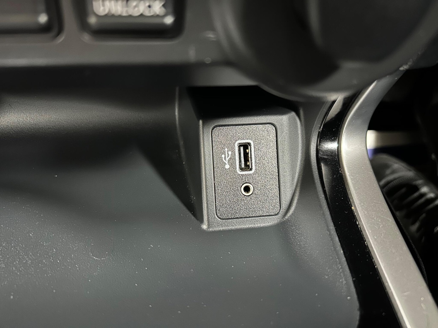 Used Nissan Navara 2020 for sale - 76849946: Photo 42