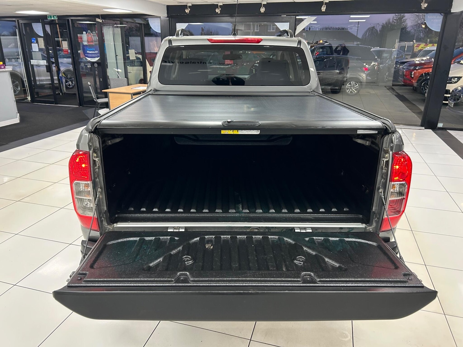 Used Nissan Navara 2020 for sale - 76849946: Photo 49