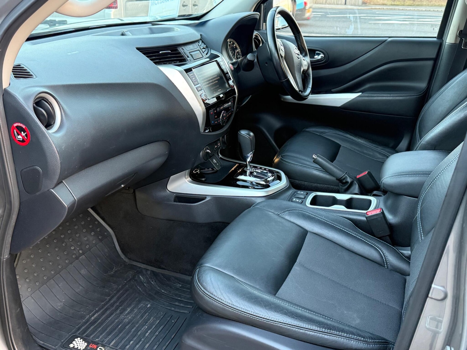 Used Nissan Navara 2020 for sale - 76849946: Photo 9