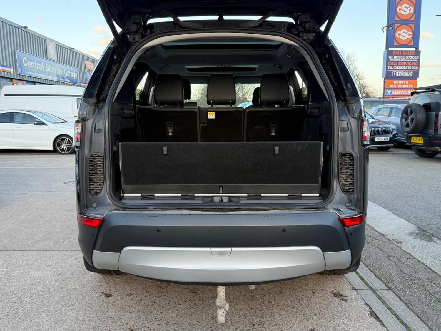 Used Land Rover Discovery 2018 for sale - 76887324: Photo 28