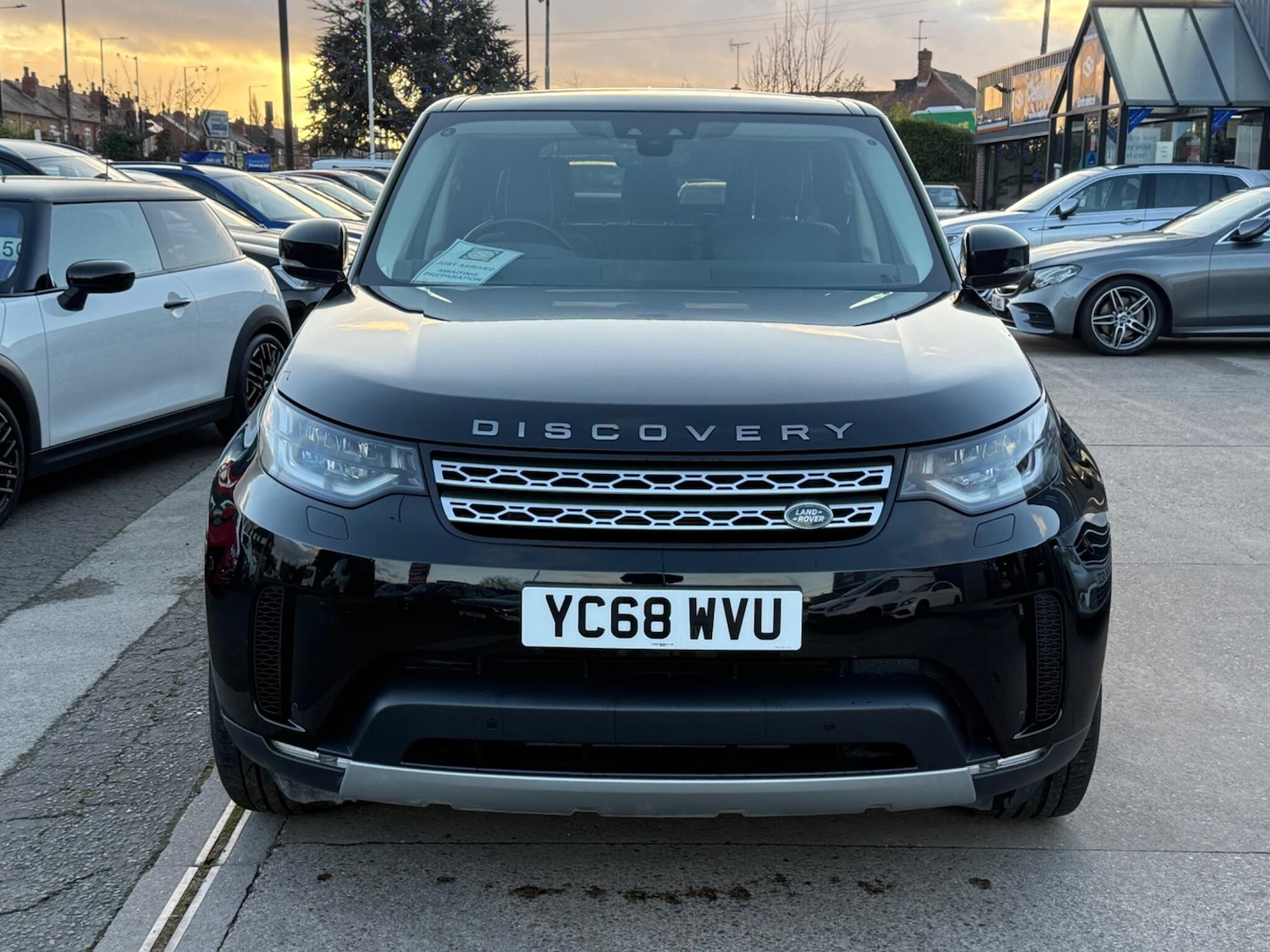 Used Land Rover Discovery 2018 for sale - 76887324: Photo 3