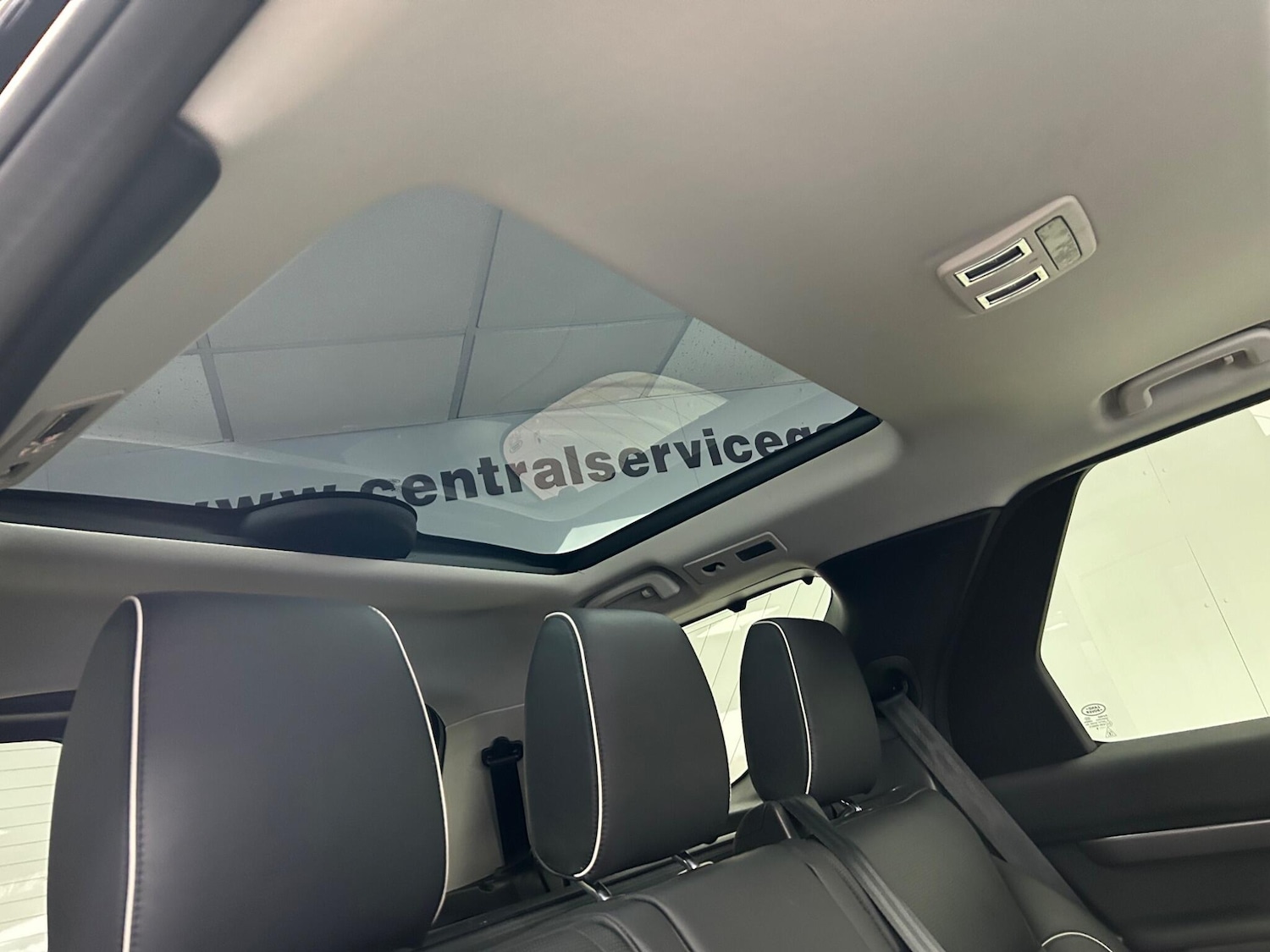 Used Land Rover Discovery 2018 for sale - 76887324: Photo 62