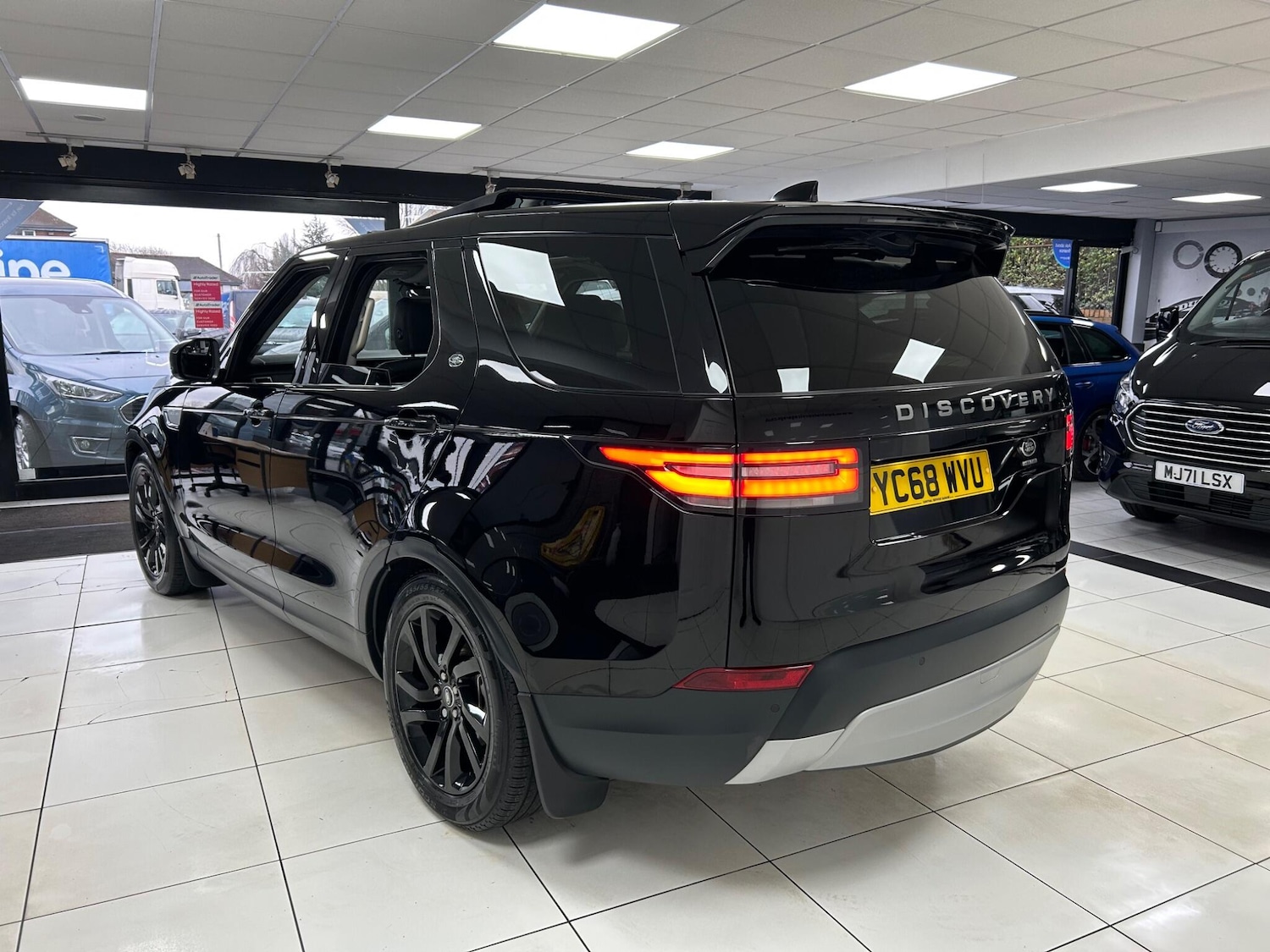 Used Land Rover Discovery 2018 for sale - 76887324: Photo 67