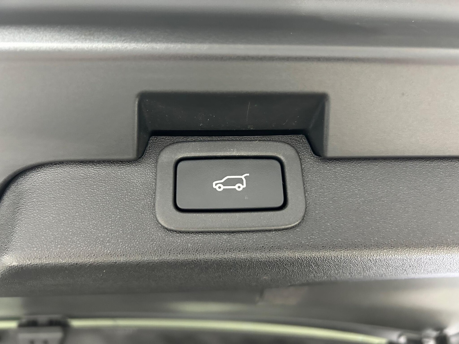 Used Land Rover Discovery 2018 for sale - 76887324: Photo 75