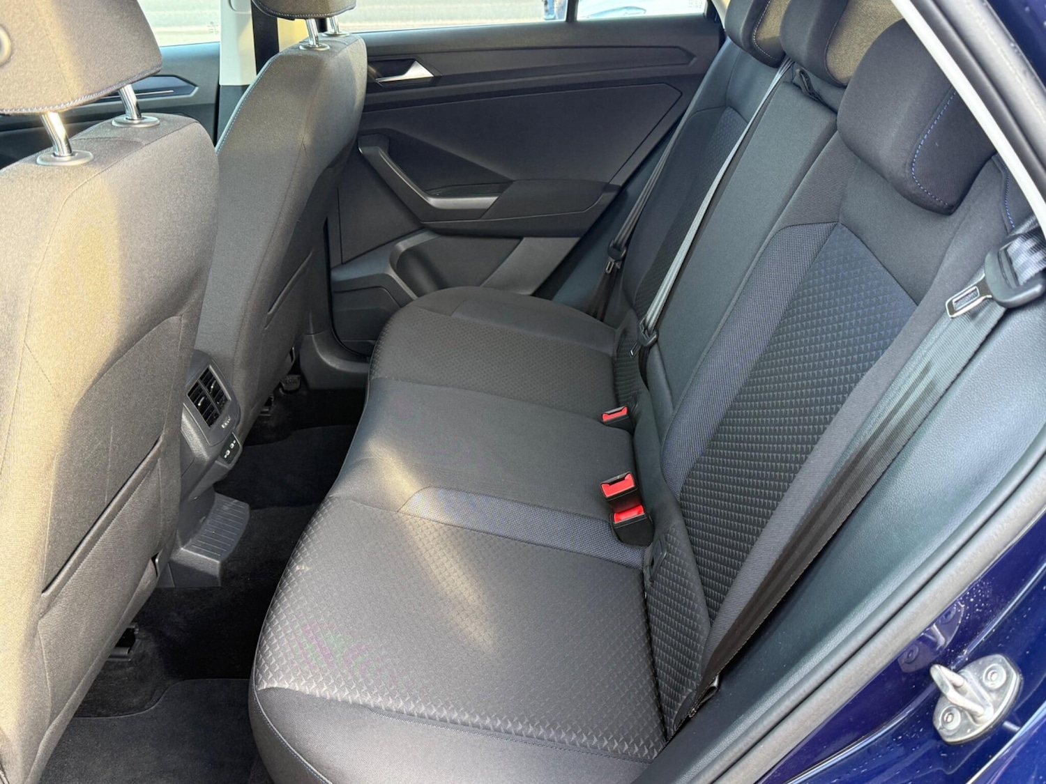 Used Volkswagen T-Roc for sale - 77724055: Photo 11