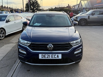 Used Volkswagen T-Roc 2021 for sale - 77724055: Photo