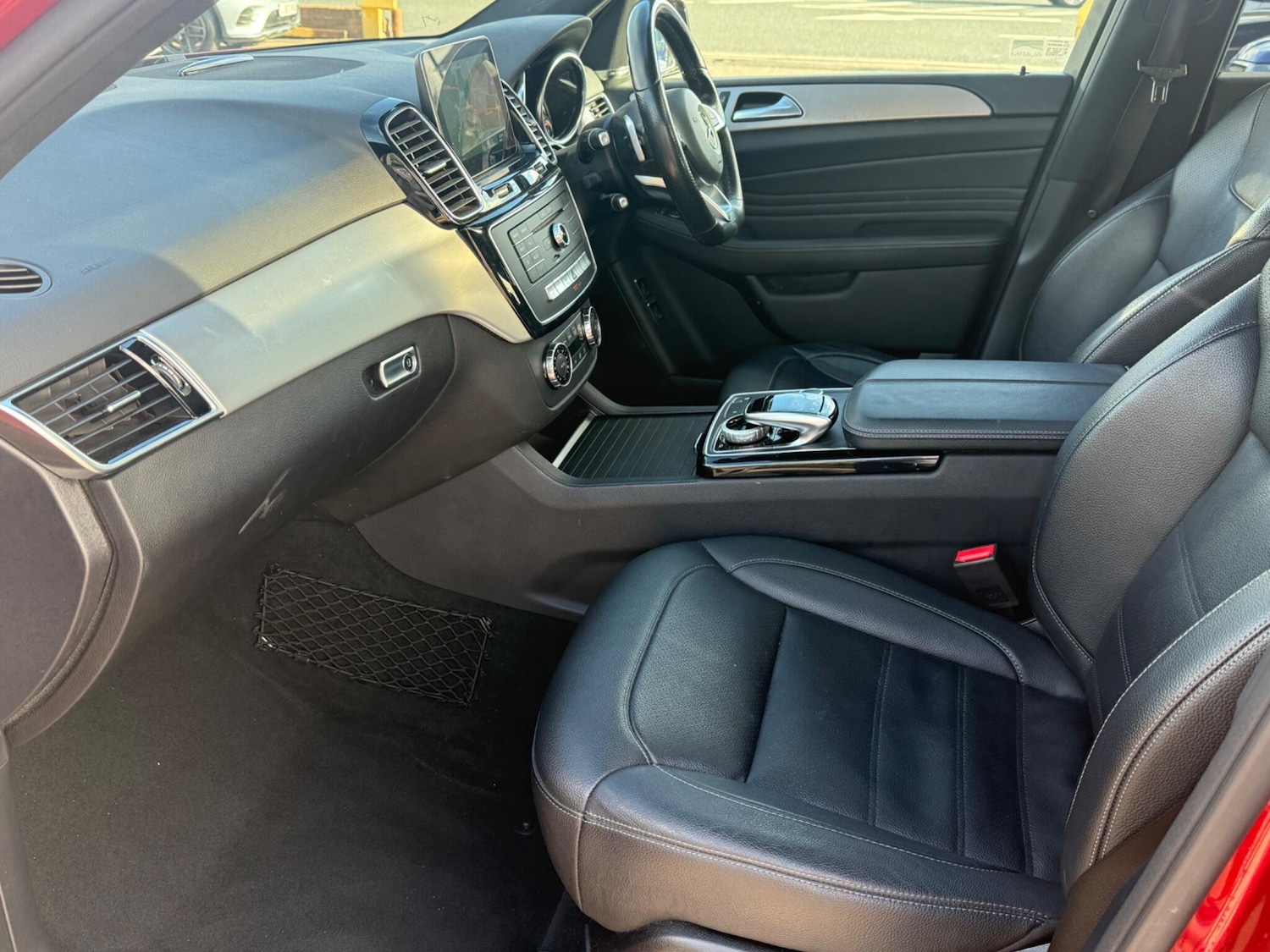 Used Mercedes-Benz GLE 2018 for sale - 76370190: Photo 7