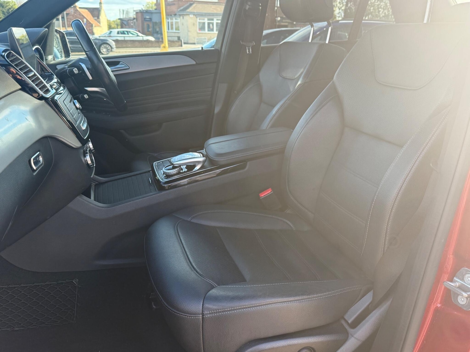 Used Mercedes-Benz GLE 2018 for sale - 76370190: Photo 9