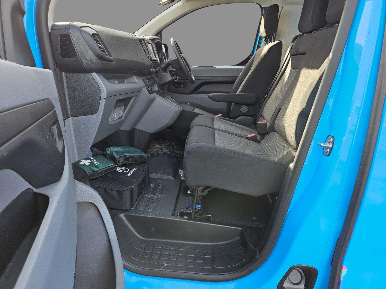 Used Vauxhall Vivaro Electric for sale - 77823673: Photo 5