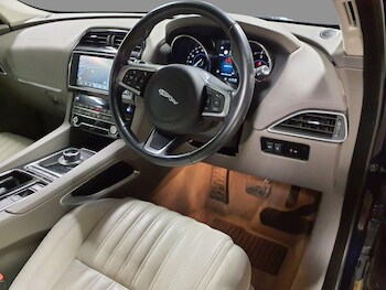 Used Jaguar F-Pace 2019 for sale - 78636477: Photo