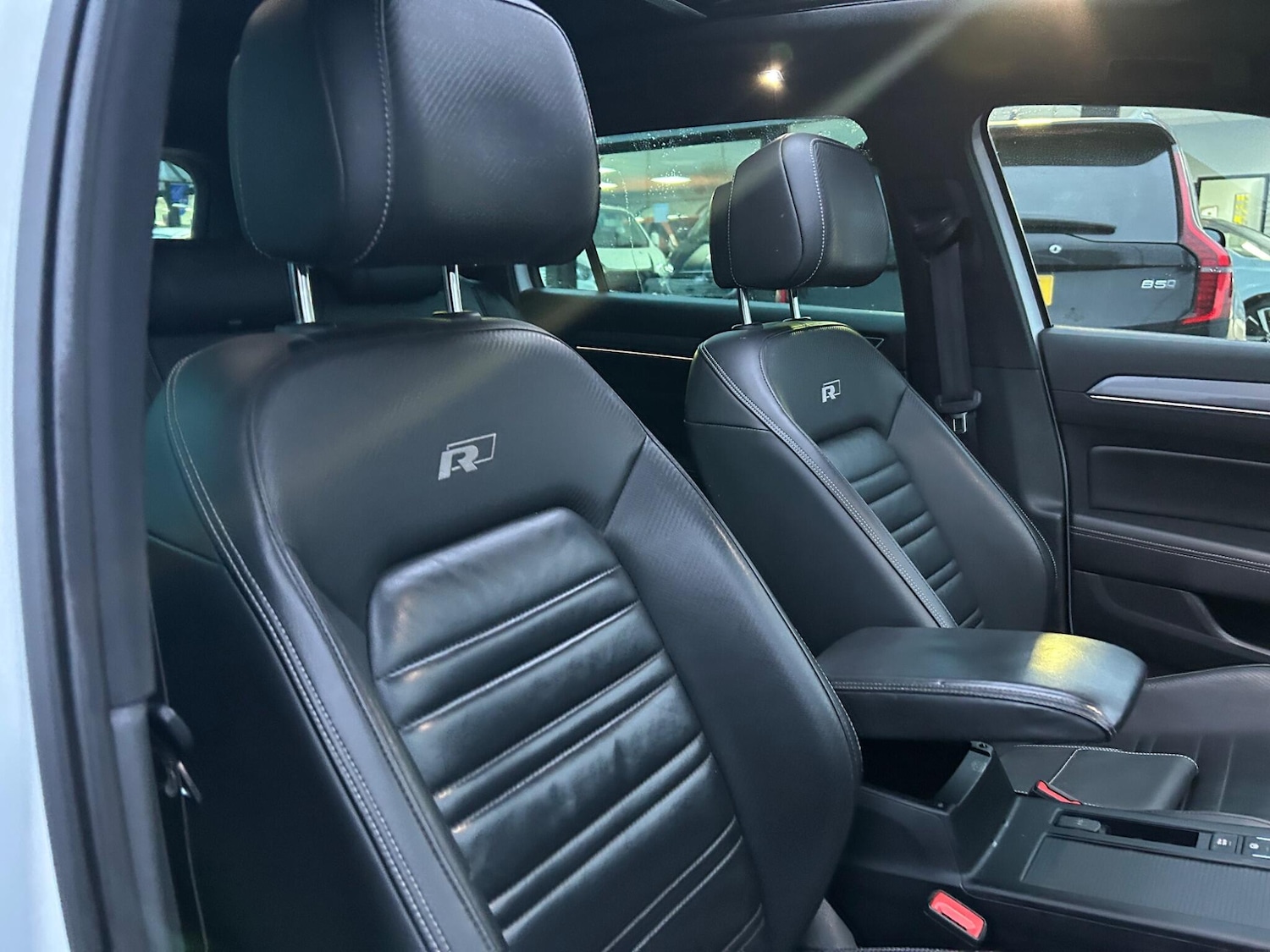 Used Volkswagen Passat 2019 for sale - 77120617: Photo 9