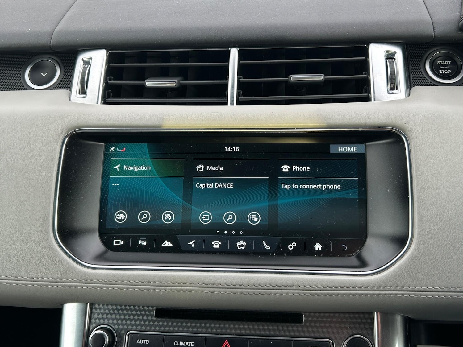 Used Land Rover Range Rover Sport 2017 for sale - 76701706: Photo 19