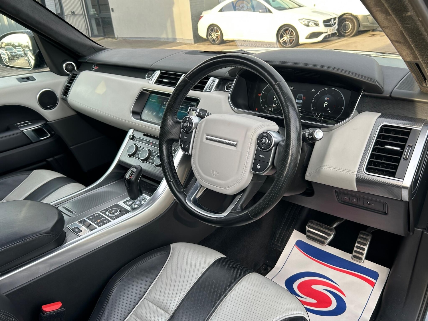 Used Land Rover Range Rover Sport 2017 for sale - 76701706: Photo 7