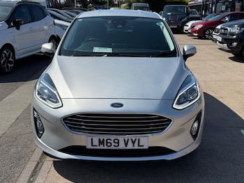 Used Ford Fiesta 2019 for sale - 75600012: Photo