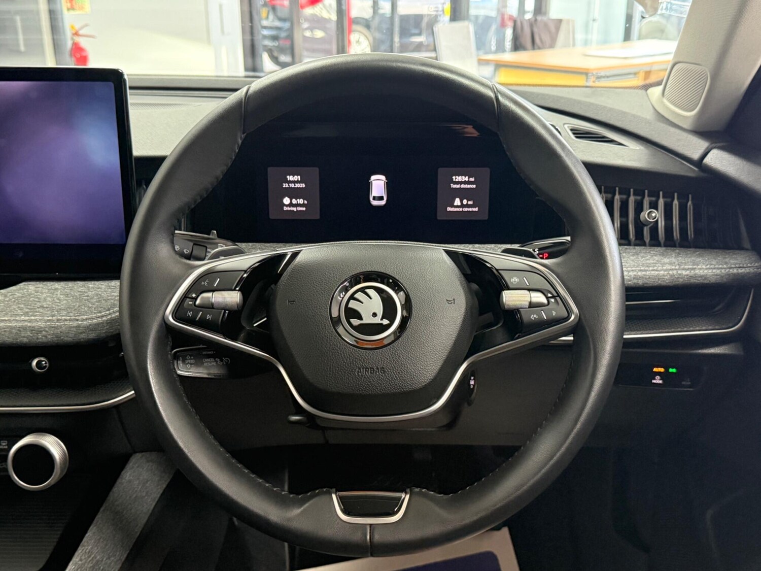 Used Skoda Superb 2024 for sale - 76306625: Photo 56