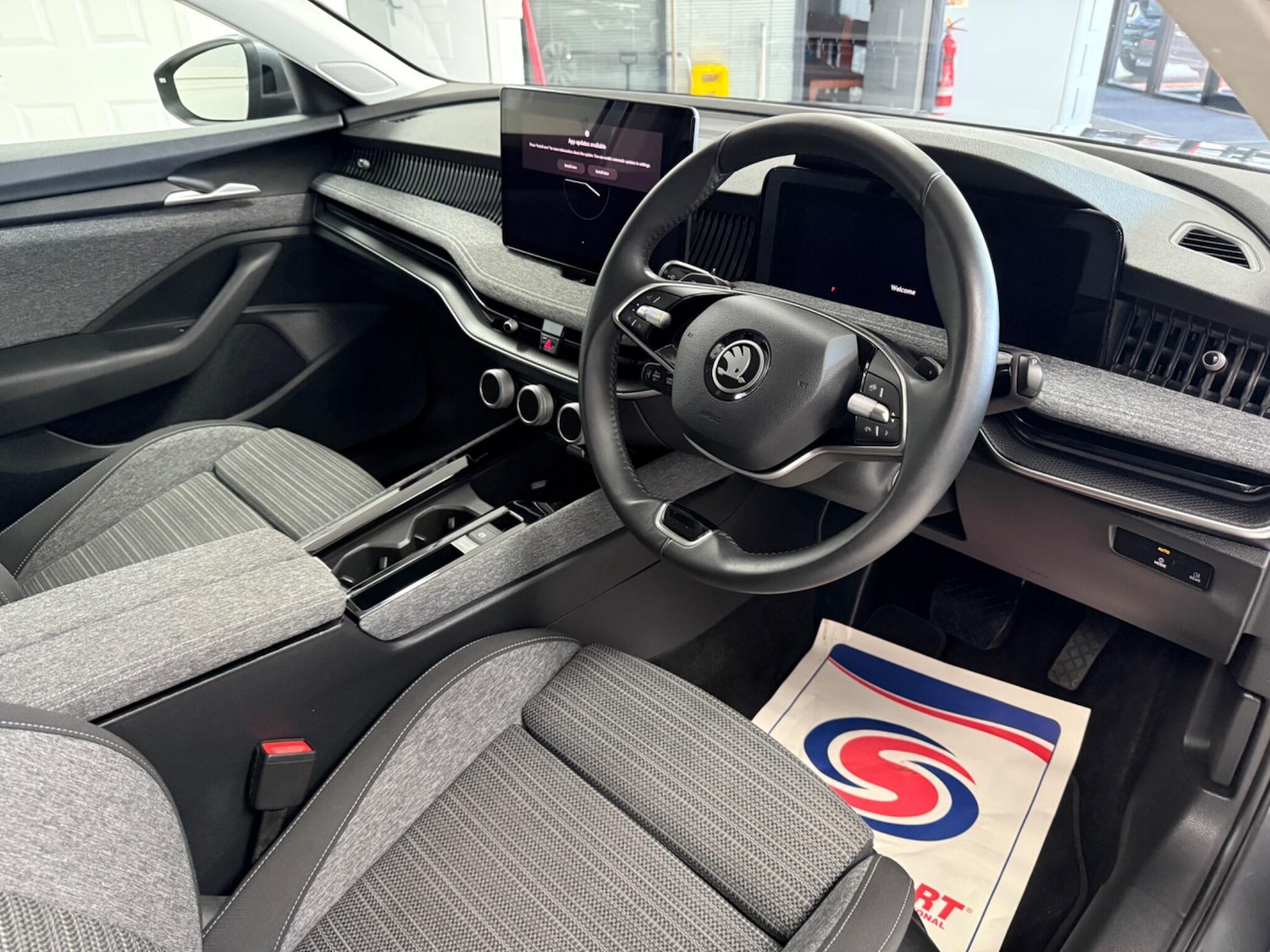 Used Skoda Superb 2024 for sale - 76306625: Photo 6