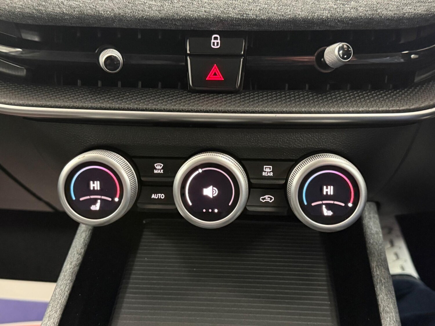 Used Skoda Superb 2024 for sale - 76306625: Photo 62