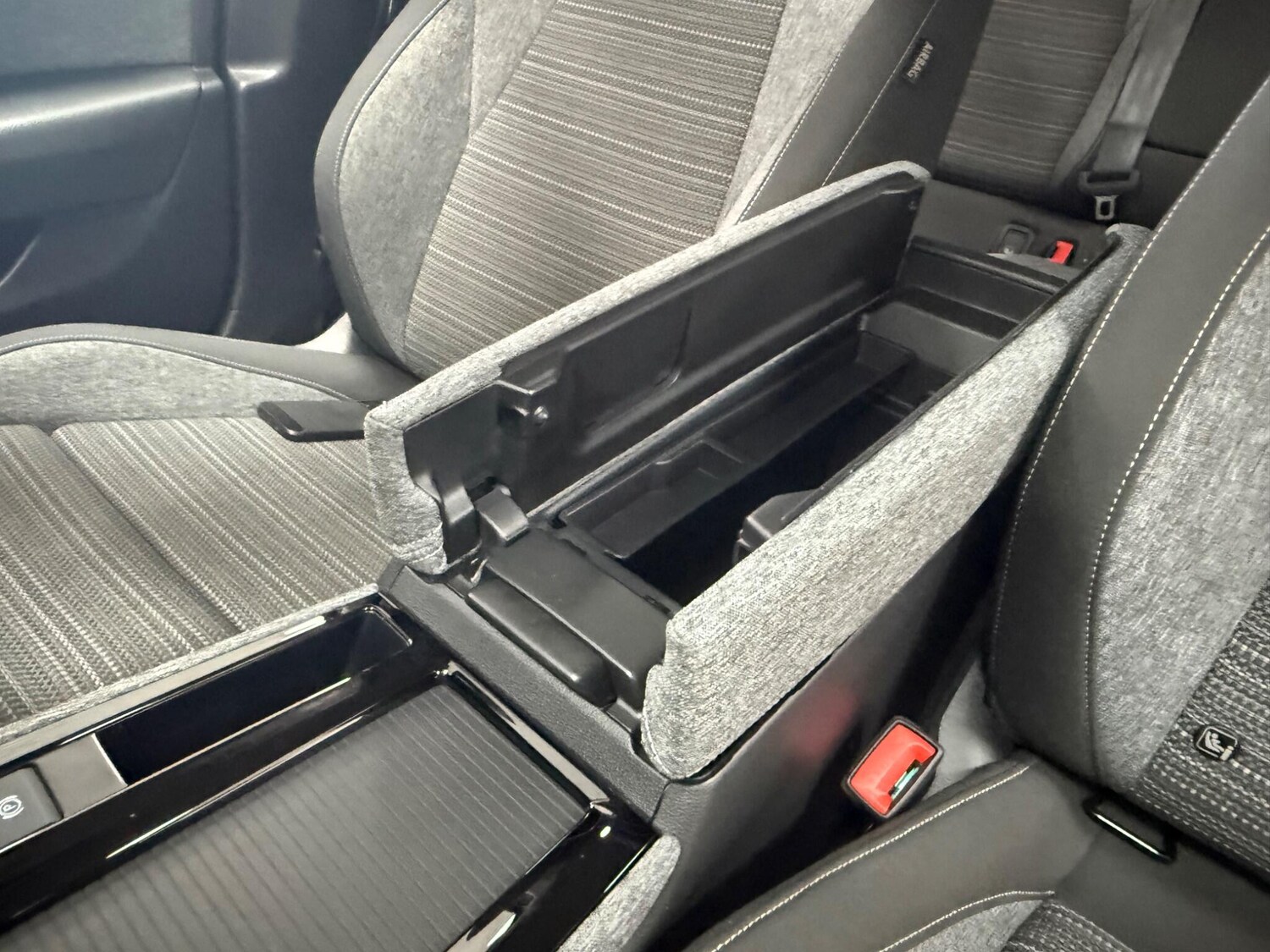 Used Skoda Superb 2024 for sale - 76306625: Photo 67