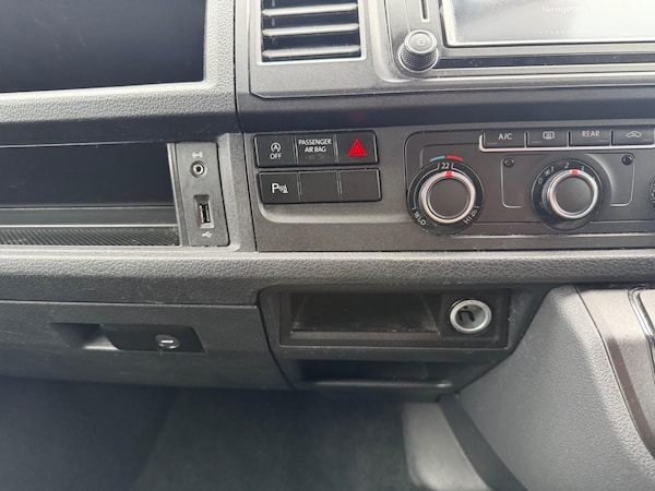 Used Volkswagen Transporter Shuttle 2019 for sale - 76013296: Photo 16