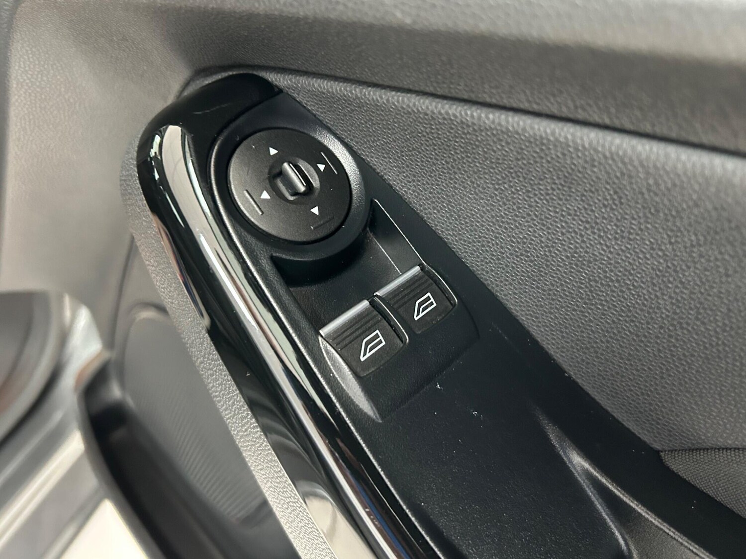 Used Ford Fiesta 2016 for sale - 75214520: Photo 31