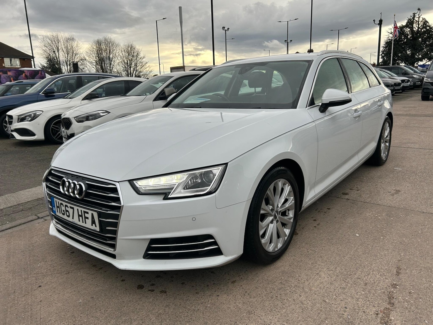 Used Audi A4 Avant for sale - 77632952: Photo 5