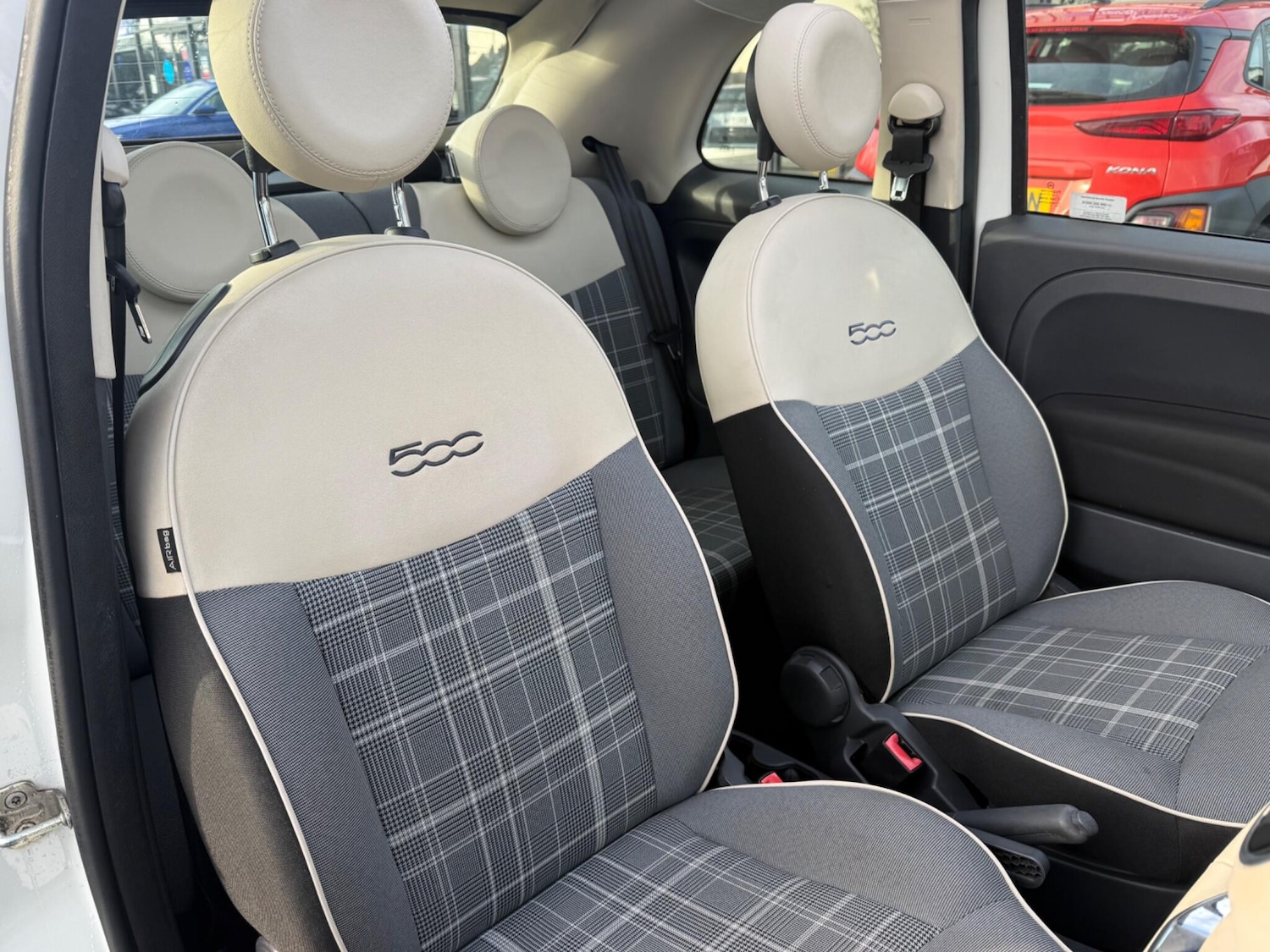 Used Fiat 500C 2016 for sale - 76850031: Photo 16