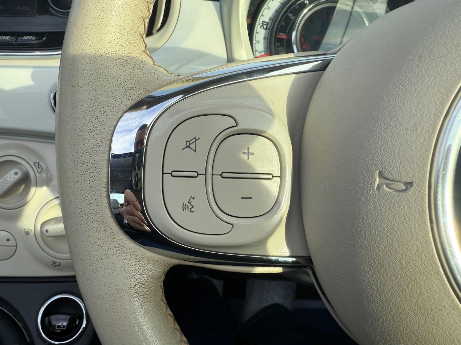 Used Fiat 500C 2016 for sale - 76850031: Photo 23